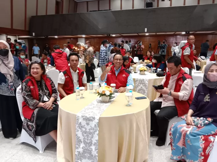 Silaurahmi Gubernur DKI Jakarta Anies Baswedan,  Wakil Gubernur DKI Ariza dan para wartawan yang bertugas di lingkungan Pemprov DKI Jakarta, Jumat (7/10/2022).