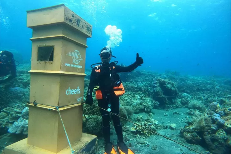 Post Box Underwater Wisata Grand Watu Dodol (GWD) Banyuwangi, Jawa Timur. (Kementerian BUMN)