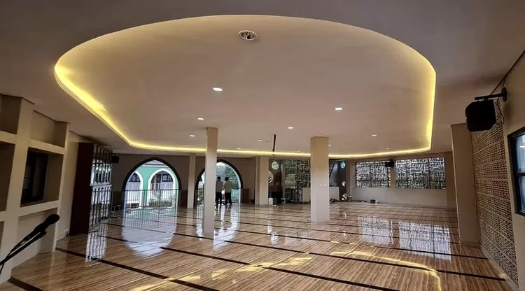 Masjid Ulul Albab SMP Prima Cendekia Islami.