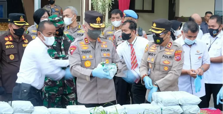 barang bukti puluhan kilogram narkotika jenis sabu