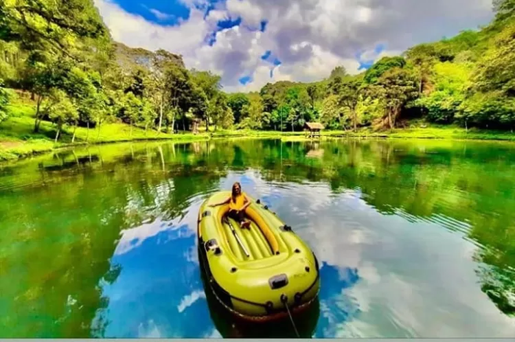 Situ Cibereum, destinasi wisata alam di Bekasi yang cocok untuk healing