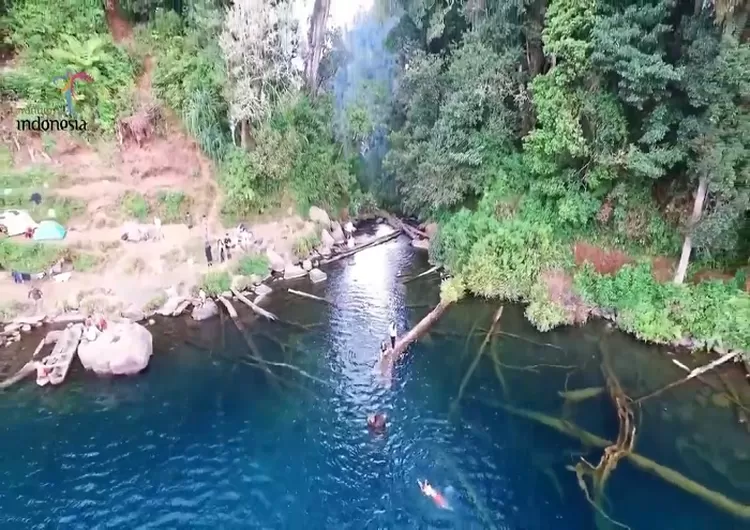 Danau Gunung Tujuh