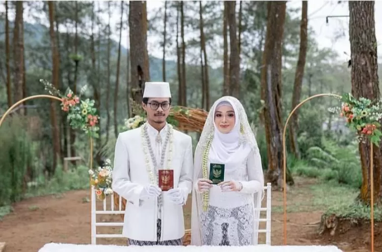 Top spot foto keren dan terbaik di destinasi wisata alam Mloko Sewu Ponorogo adalah saat prosesi akad nikah 