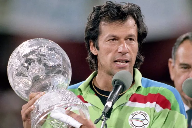 Potret muda Imran Khan