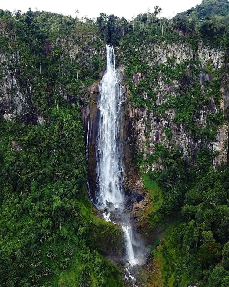 Air Terjun Sigura-gura, destinasi wisata viral di Medan