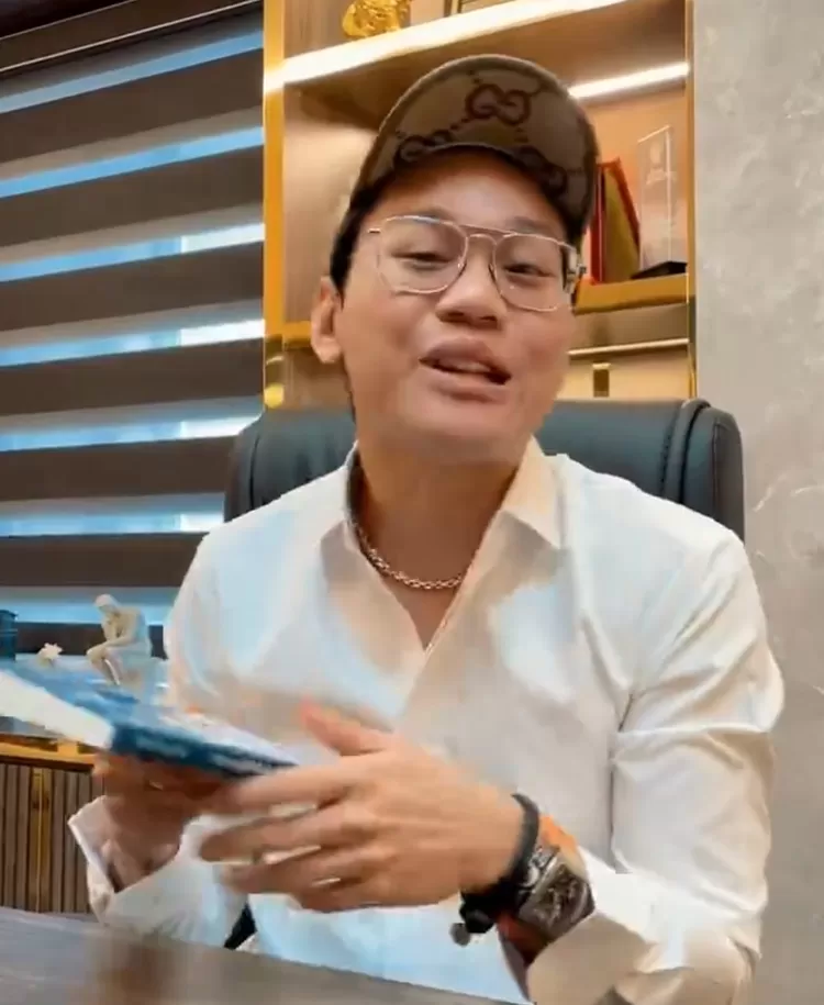 Indra Kenz, crazy rich Medan