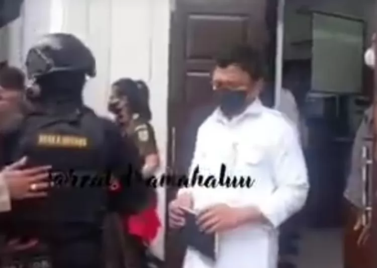 Ferdy Sambo baru saja keluar persidangan