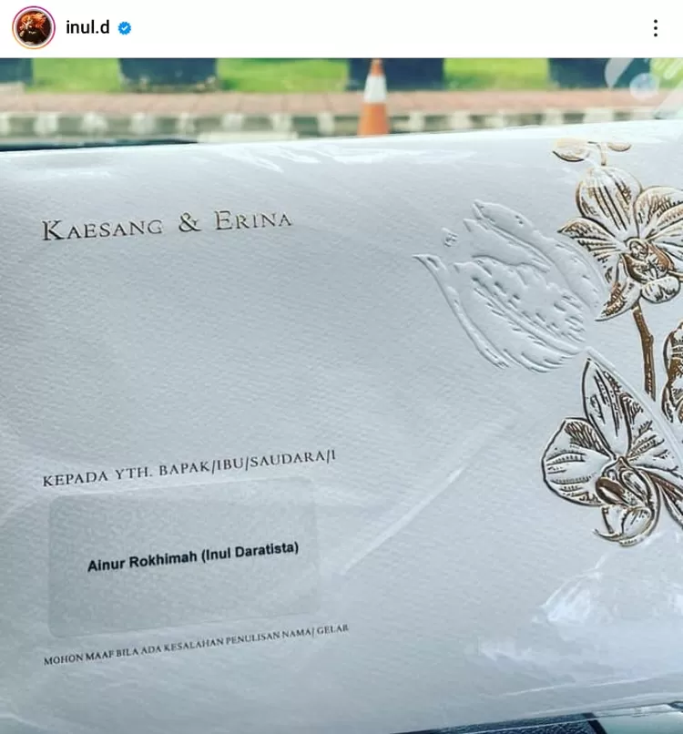 Undangan pernikahan Kaesang pangarep dan Erina Gudono