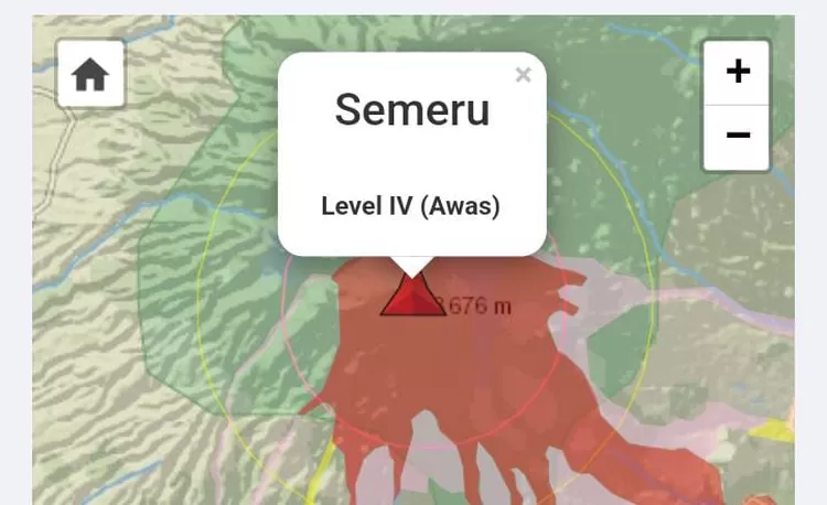 Gunung Semeru berada pada level IV (awas)