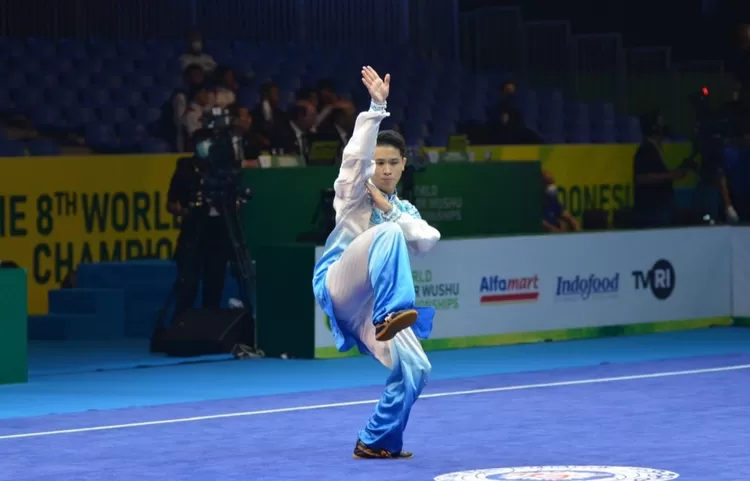 Atlet wushu Indonesia Rainer Renaldy Ferdiansyah juga menjadi bintang arena setelah merebut medali emas Taijijian di kelompok Junior A Putra dengan mengantongi 8,800 poin setelah sebelumnya meraih emas pertamanya 