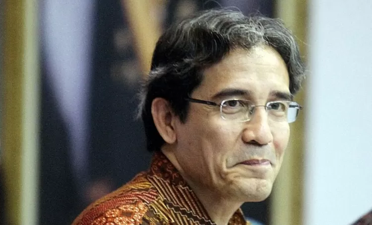  Mantan Komisioner Komisi Pemilihan Umum (KPU) Hadar Nafis Gumay, menduga ada arahan dari pusat jegal Partai Ummat