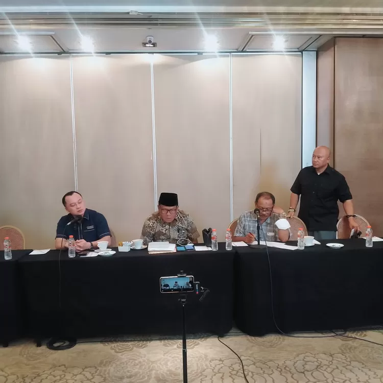 Diskusi publik terkait  keberadaan mafia tambang  mengharapkan  Presiden Joko Widodo membentuk Satgasus.