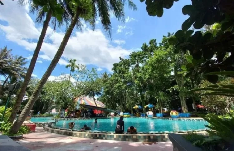 The Jungle Waterpark. Wisata kolam renang di Bogor.