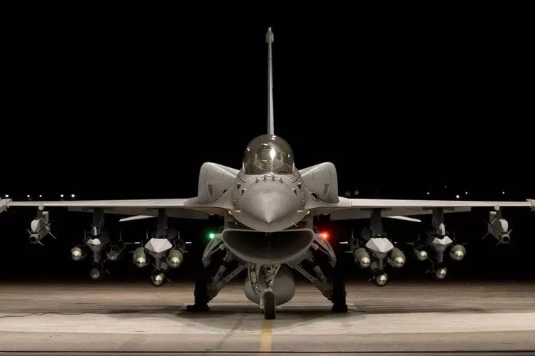 Jet tempur F-16V 