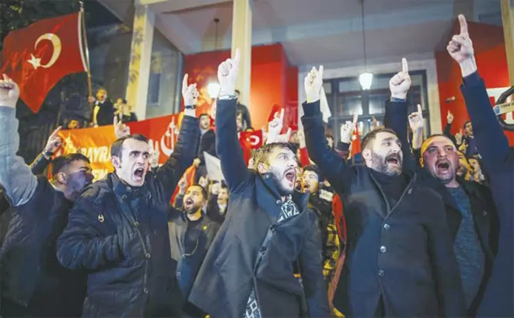 Aksi protes warga Turki