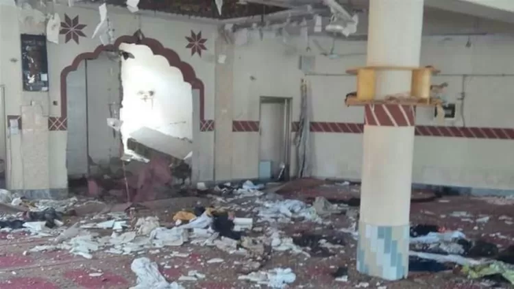 Ledakan yang menghancurkan masjid di Pakistan