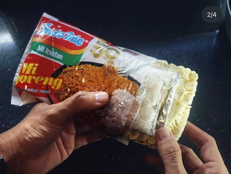 Viral Kemasan Indomie Goreng dan Nasi di Dalam Satu Bungkus, Beneran Ada Nggak Sih?