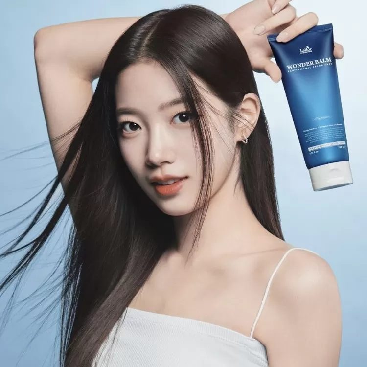 Kazuha LE SSERAFIM muse LADOR