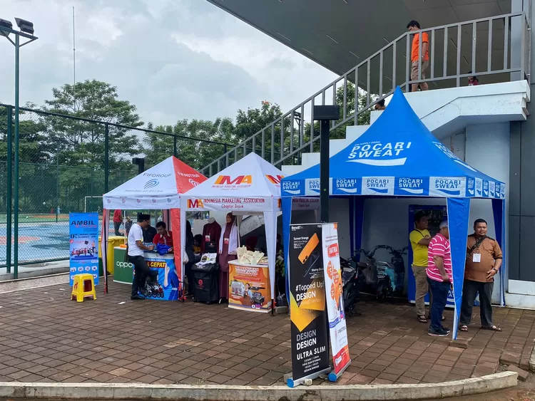 GUYUB : Suasana Indonesia Marketing Association (IMA) saat melangsungkan HUT ke 3 di Alun-Alun Kota Depok. DOK.ISTIMEWA