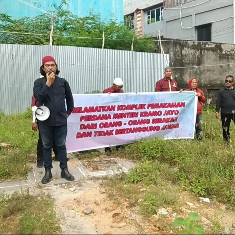 AMPCB ajukan 4 hal trkait perusakan Makam Kramo Jayo yang tak kunjung selesai.