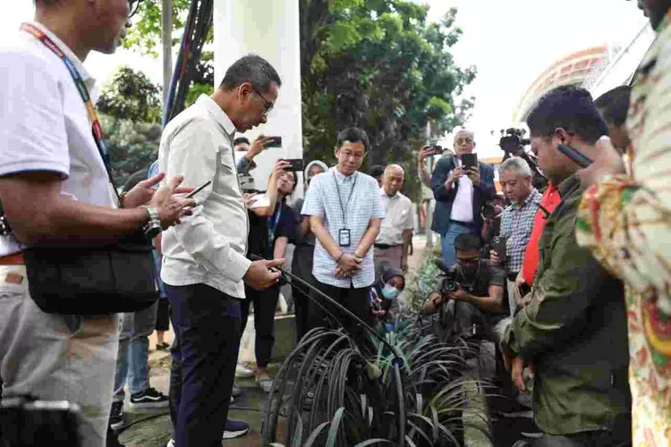 Pj Gubernur DKI Jakarta  Heru Budi Hartono minta Apjatel tegas membina  anggotanya yg tidak patuh dikenai sanksi.