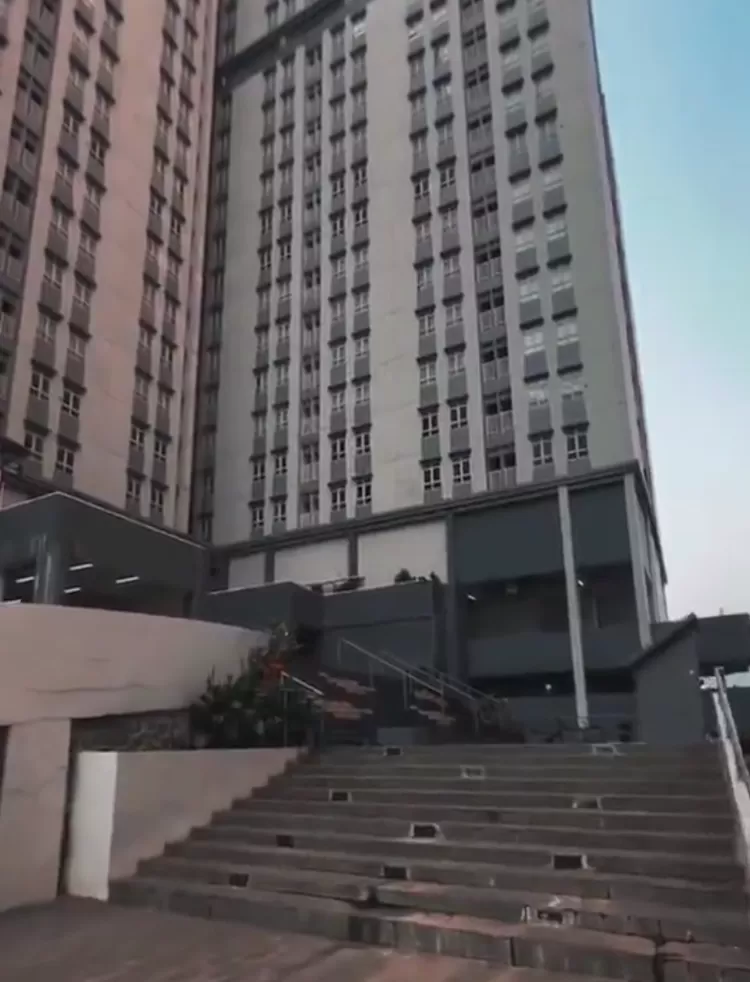 Gedung Wisma Atlet Kemayoran, Jakarta yang pernah jadi rumah sakit dadakan kini resmi ditutup