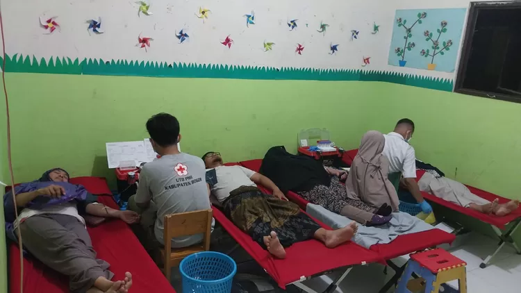 PMI Kabupaten Bogor saat menjemput bola pendonor darah.
