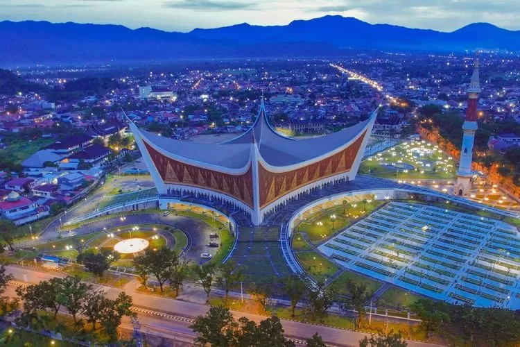 10 Proyek Terlama Pembangunannya di Sumatera Barat, Onde Mande Ada Belum Selesai Sampai Sekarang
