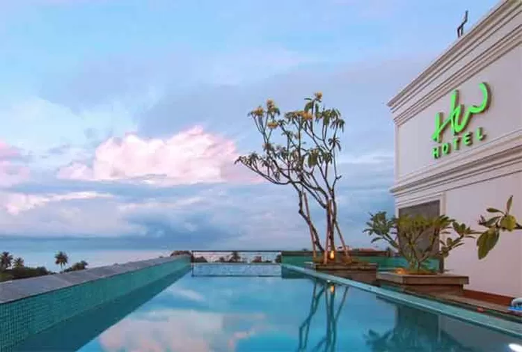 Hotel Murah di Padang, HW Hotel Tampilkan Bangunan Minimalis Plus Pemandangan Laut