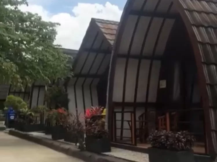 Chevilly Resort and Camp. Rekomendasi glamping di Bogor.