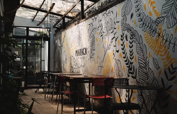 Maraca Books and Coffee, tempat ngopi dekat Istana Bogor.