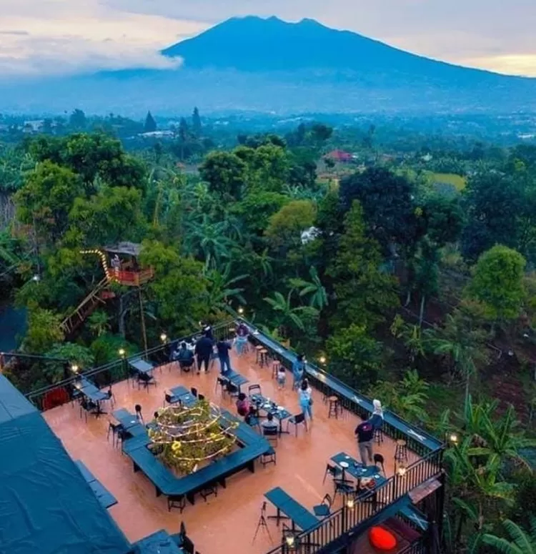 Kopi Resign, tempat ngopi instagramable di Bogor.