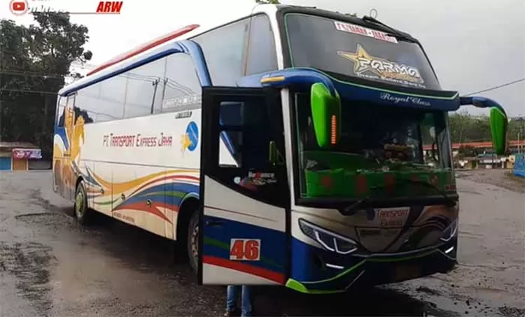 Bus Tercepat di Padang, Bintang Parma Secepat Jet Darat Orang Minang Jakarta Sumatera Barat Cuma 21 Jam