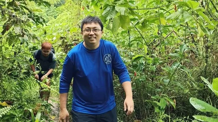 Septian Hartono melepas WNI untuk jadi warga Singapura 