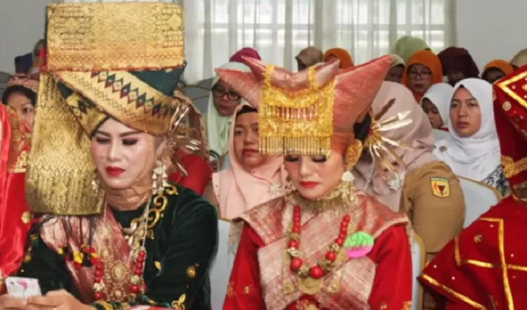 Ilustrasi pernikahan ala Minang, Sumatera Barat
