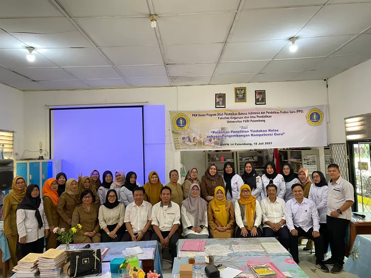 Pemateri dan peserta PKM