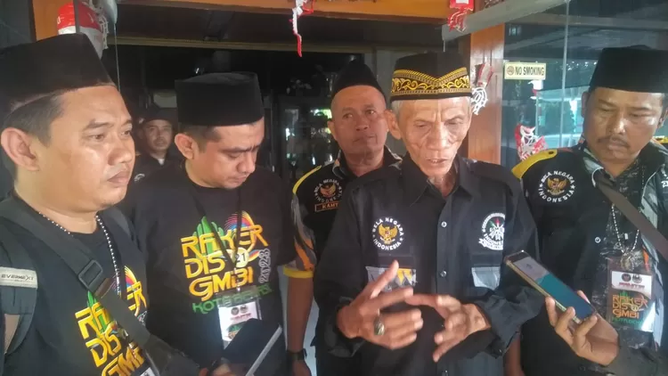 Rakerdis LSM GMBI Kota Bekasi, di Balai Patriot, Pemkot Bekasi, kemarin. (FOTO: Dharma/)