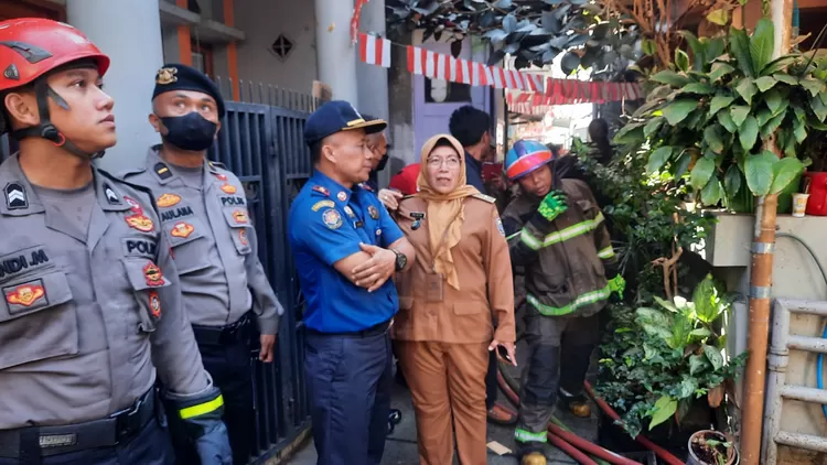 Dua rumah di Jalan Sukajadi Atas No. 354, RT 04 RW 05, Kelurahan Gegerkalong, Kecamatan Sukasari, Kota Bandung, Senin (14/8/2023) hangus terbakar.