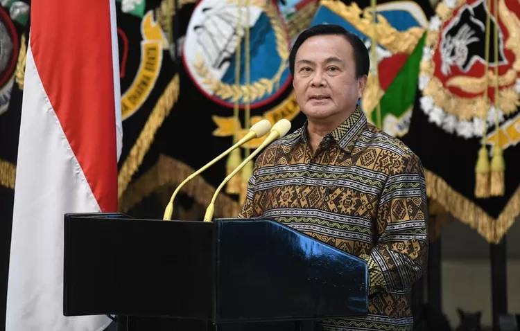 Komisioner Kompolnas, Benny Mamoto