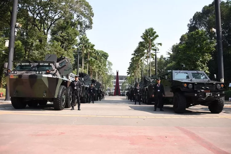 Pengamanan  kegiatan KTT ke-43 ASEAN Tahun 2023 untuk menjamin keamanan fisik dari pejabat-pejabat negara. Ancaman-ancaman terhadap keamanan sudah diantisipasi. Foto: Puspen TNI