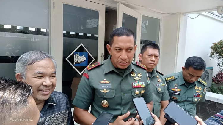 Komandan Korem 061/Suryakancana  Brigjen TNI Anan Nurakhman