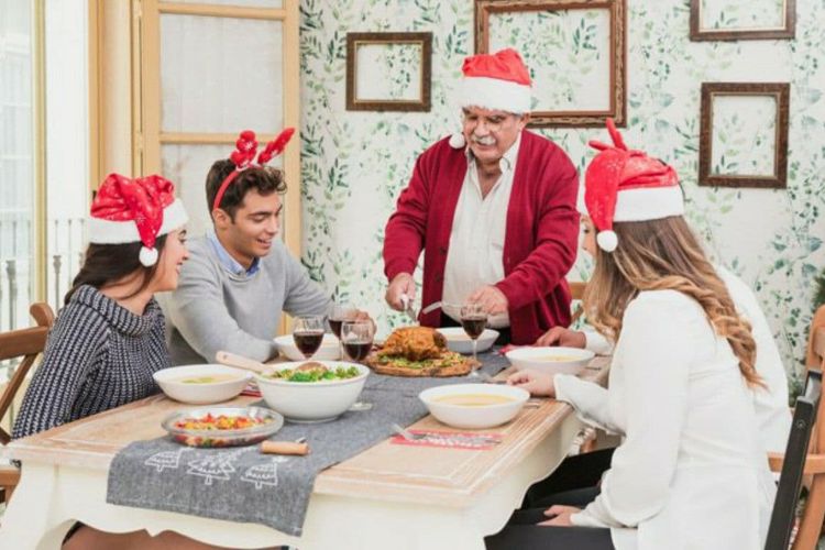 Menjelang Hari Natal, Jangan Lupa Sediakan Makanan Khas Natal Berikut di Rumahmu