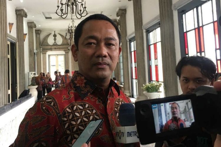 Siapa Hendrar Prihadi Yang Dilantik Jokowi Jadi Kepala LKPP? - Ayo Jakarta