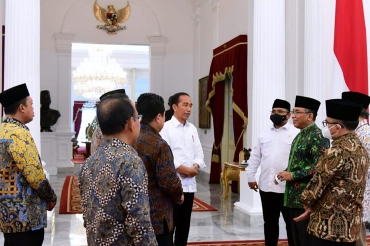 Presiden Jokowi Terima Ketum PBNU di Istana Merdeka