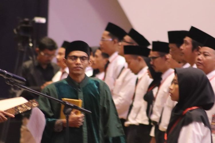 KPU Kab Cirebon Lantik 200 PPK, Bupati Imron Bilang Begini