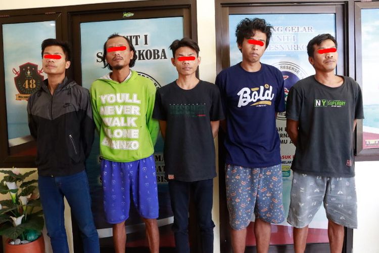 Sat Resnarkoba Polres Jombang Ringkus 5 Komplotan Pengedar Narkoba
