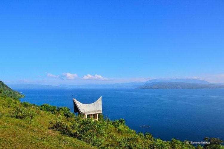Bukit Pahoda, Destinasi Wisata untuk Bersantai Menikmati Pemandangan Danau Toba