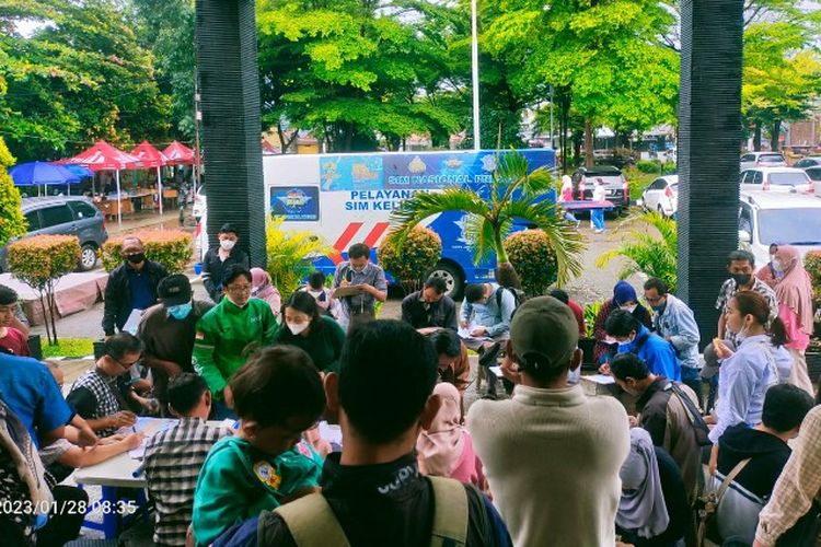 'Manjakan Layanan' Inovasi Pelayanan Warga di Kecamatan Bekasi Barat