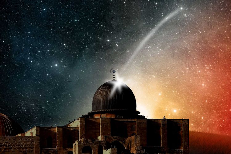 4 Amalan yang Bisa Dilakukan Untuk Memperingati Peristiwa Isra Miraj, Siap-siap Panen Pahala!
