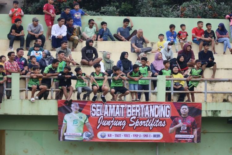 Buka Kompetisi 'Lurah Cup' Kelurahan Mustikajaya 2023, Ini Harapan Plt Wali Kota Bekasi